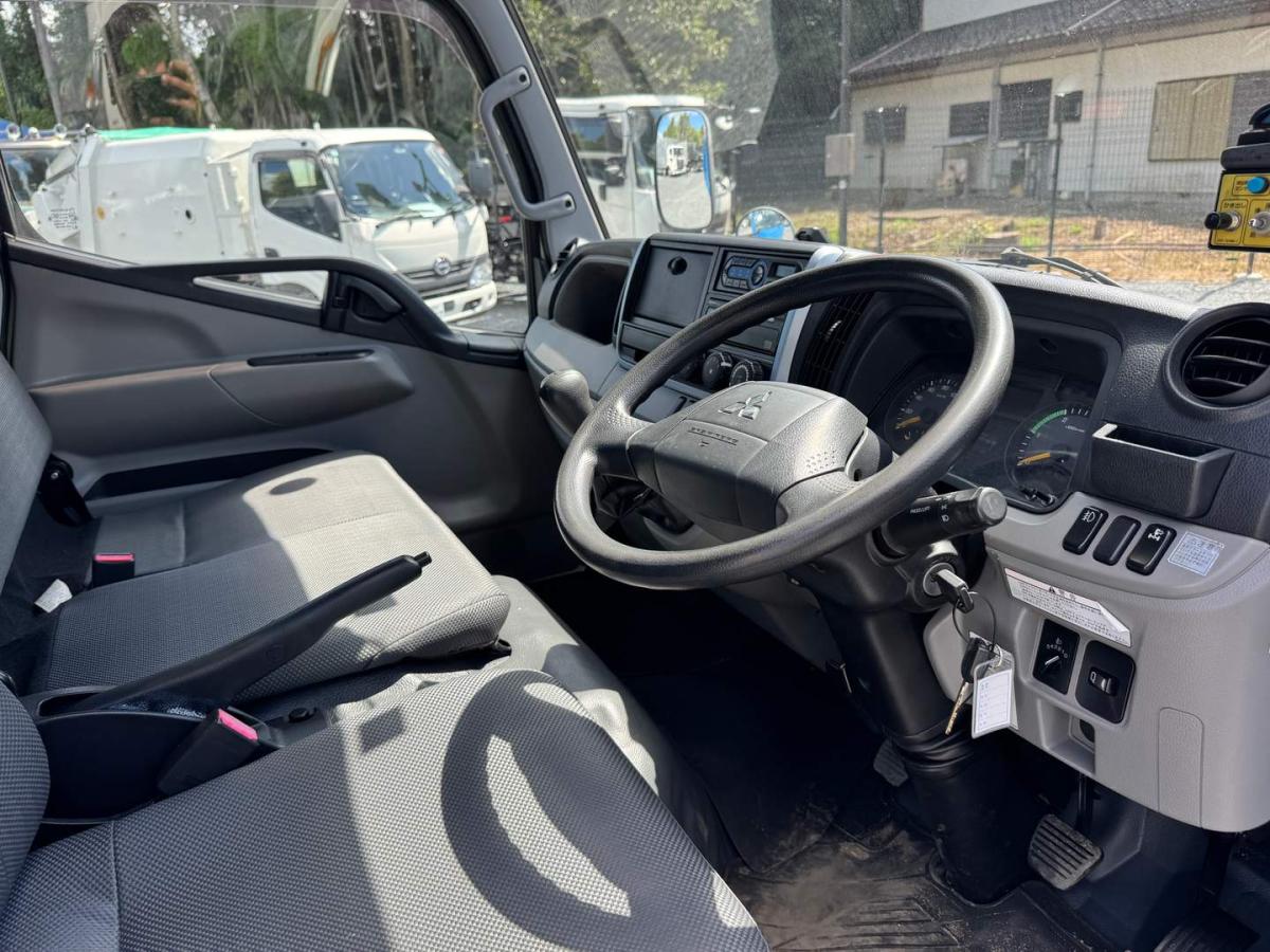 中古塵芥車(パッカー車) 三菱ふそう キャンター