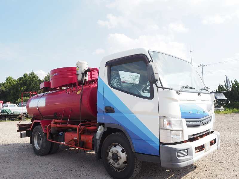 中古糞尿車(バキュームカー) 三菱ふそう キャンター
