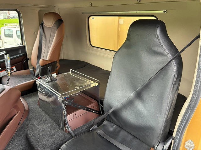 中古ダンプ 日野 プロフィア