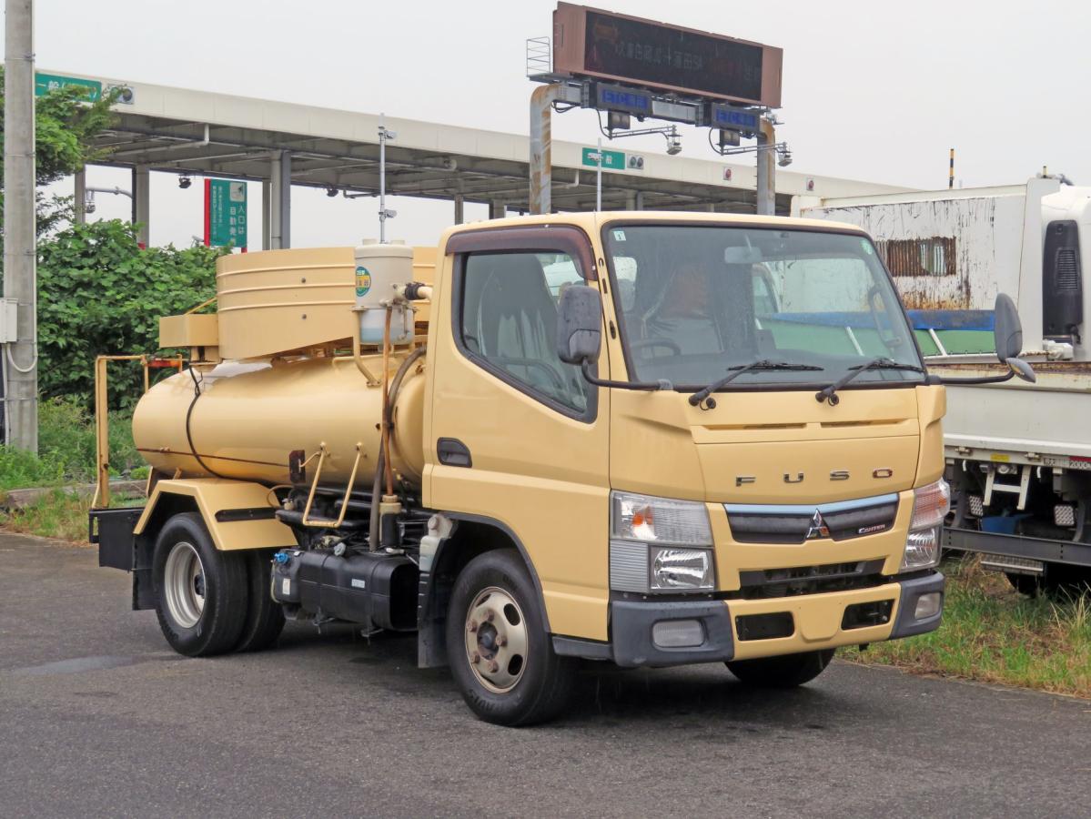 中古糞尿車(バキュームカー) 三菱ふそう キャンター