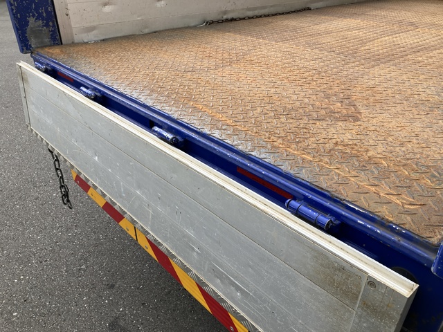 中古クレーン 日野 デュトロ /R5年 タダノ製 3段クレーン ラジコン