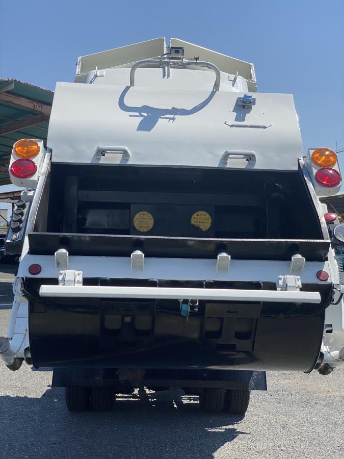 中古塵芥車(パッカー車) 日野 デュトロ
