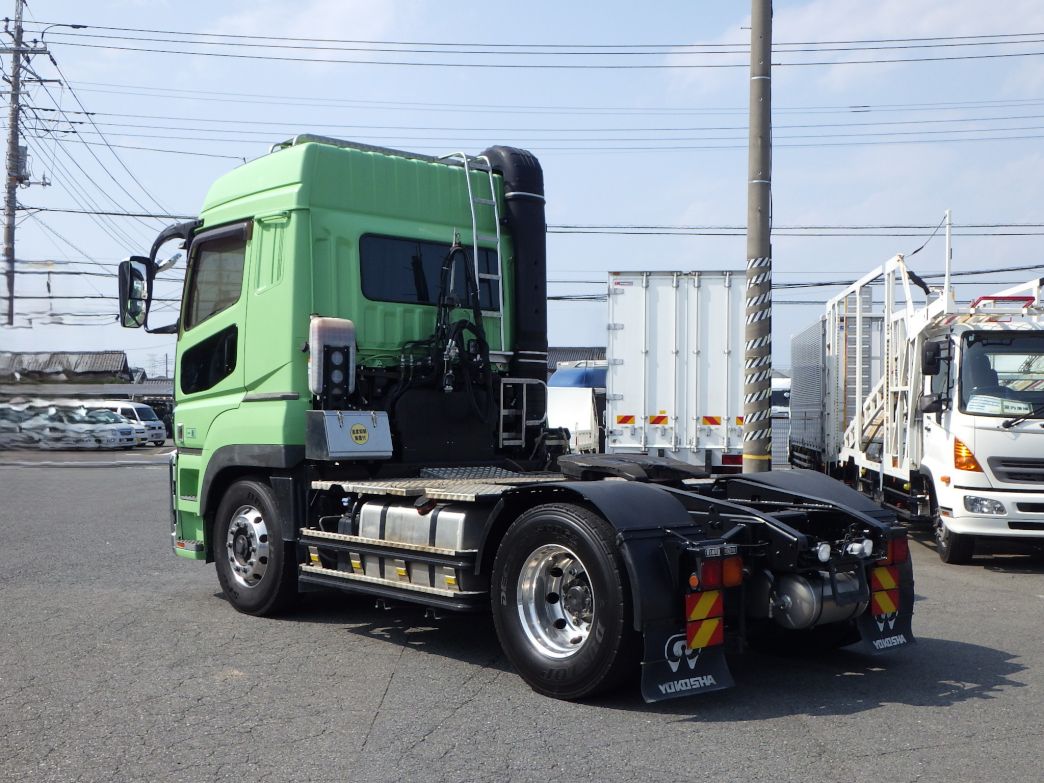 中古トラクタ 三菱ふそう スーパーグレート