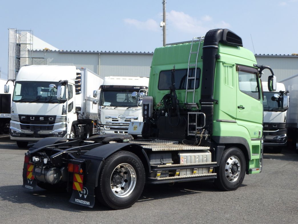 中古トラクタ 三菱ふそう スーパーグレート