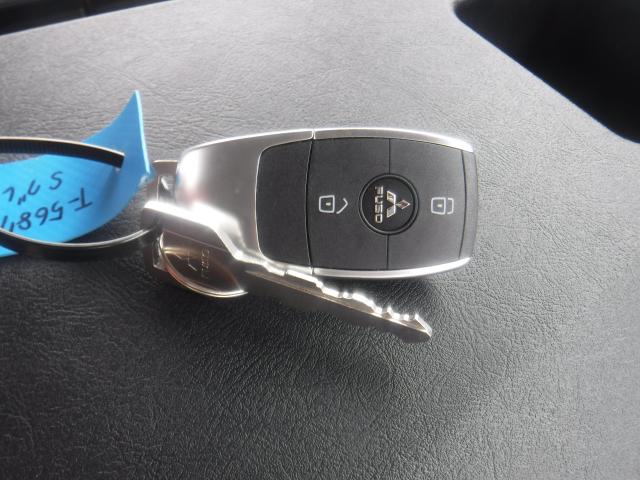 中古コンテナ車 三菱ふそう スーパーグレート
