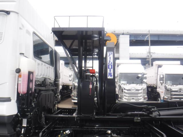 中古コンテナ車 三菱ふそう スーパーグレート
