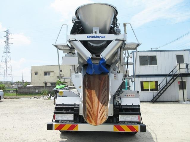 中古ミキサー車(生コン車) いすゞ ギガ