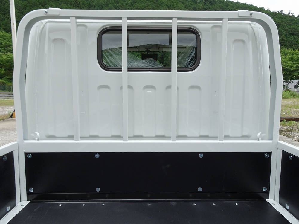 中古平ボディ 三菱ふそう キャンター /カスタム 4WD セミATデュオ
