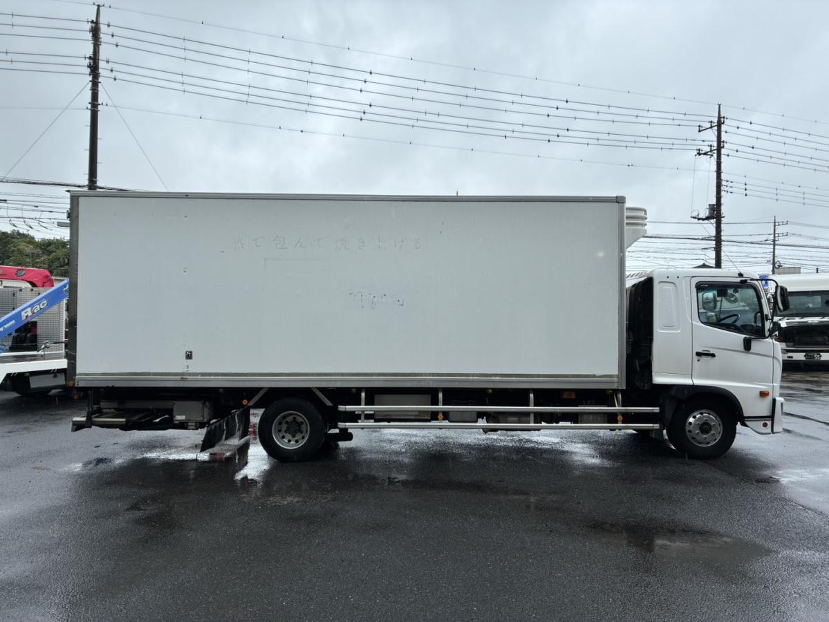 中古冷凍バン 日野 