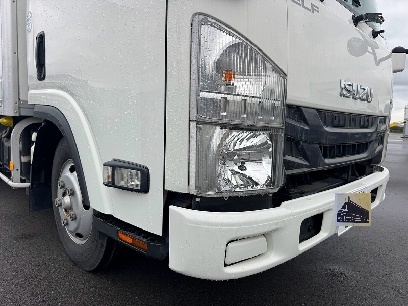 中古冷凍バン いすゞ エルフ