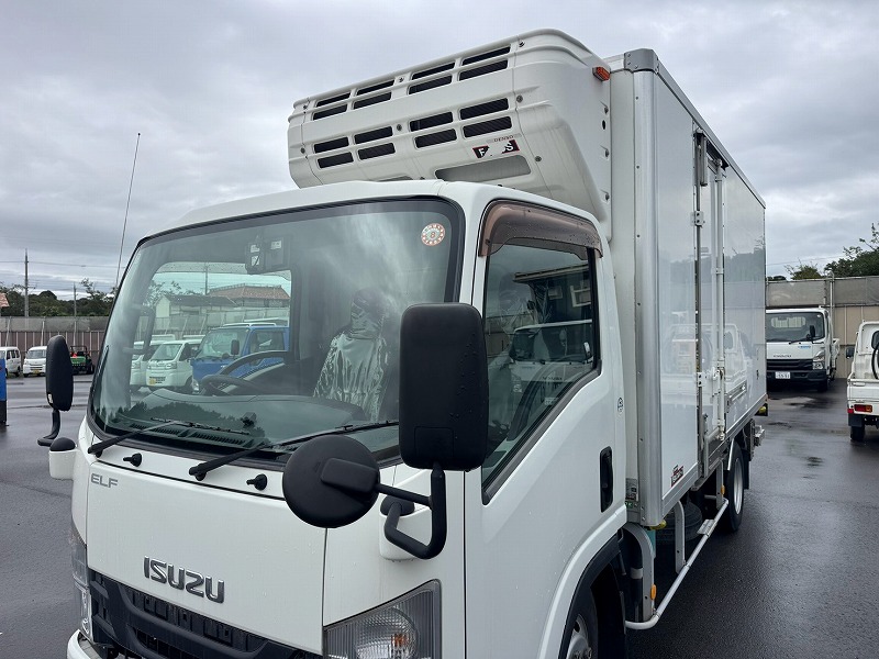 中古冷凍バン いすゞ エルフ