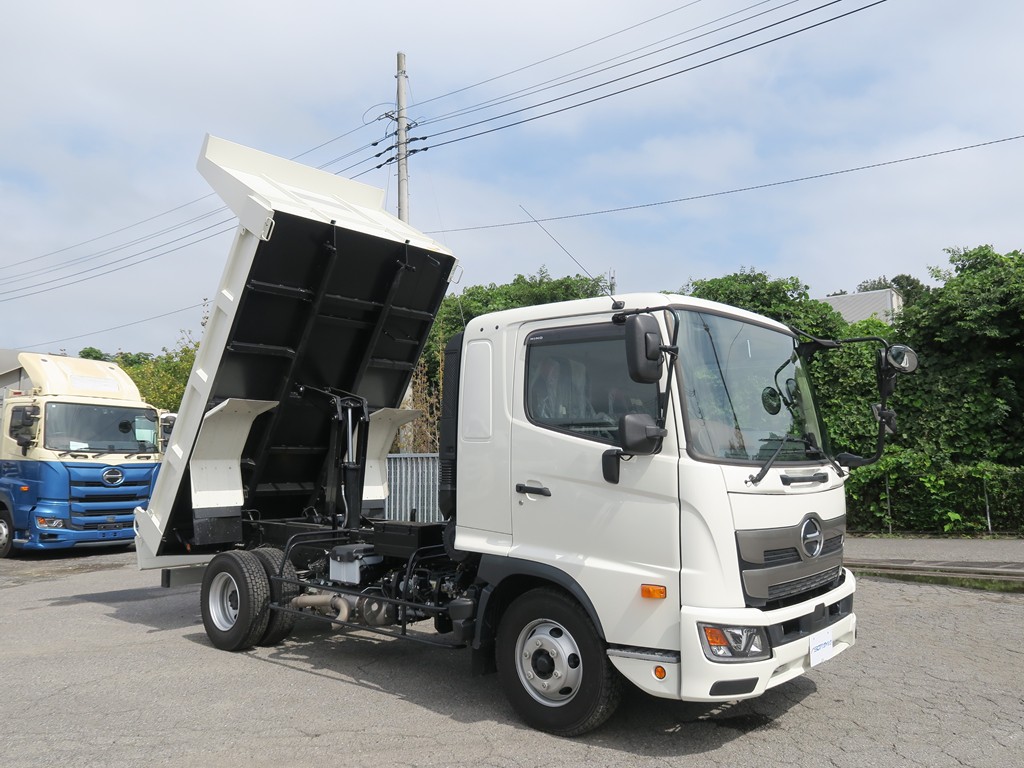 中古ダンプ 日野 レンジャー /未使用 4t ダンプ 新明和 240PS 中古