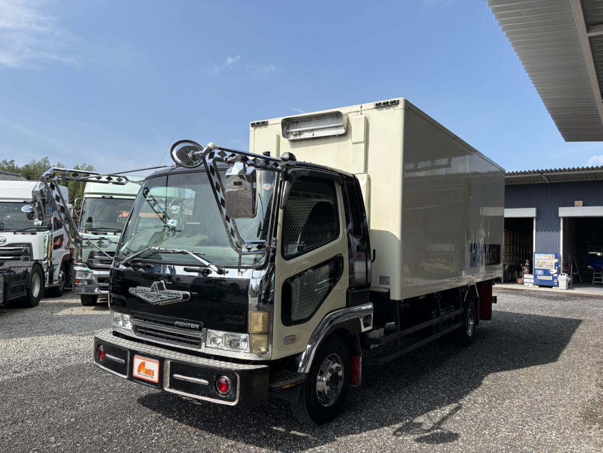中古冷凍バン 三菱ふそう ファイター