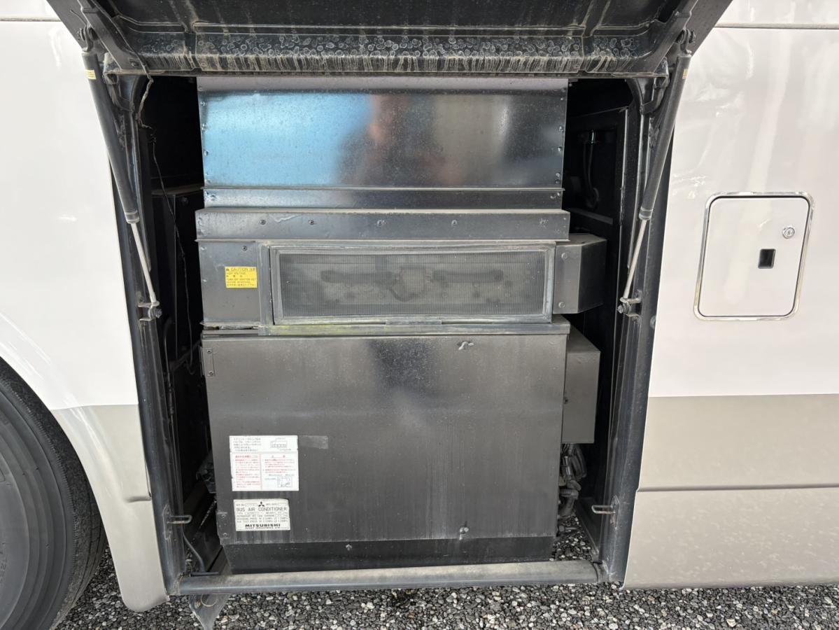 中古バス 三菱ふそう エアロクイーン