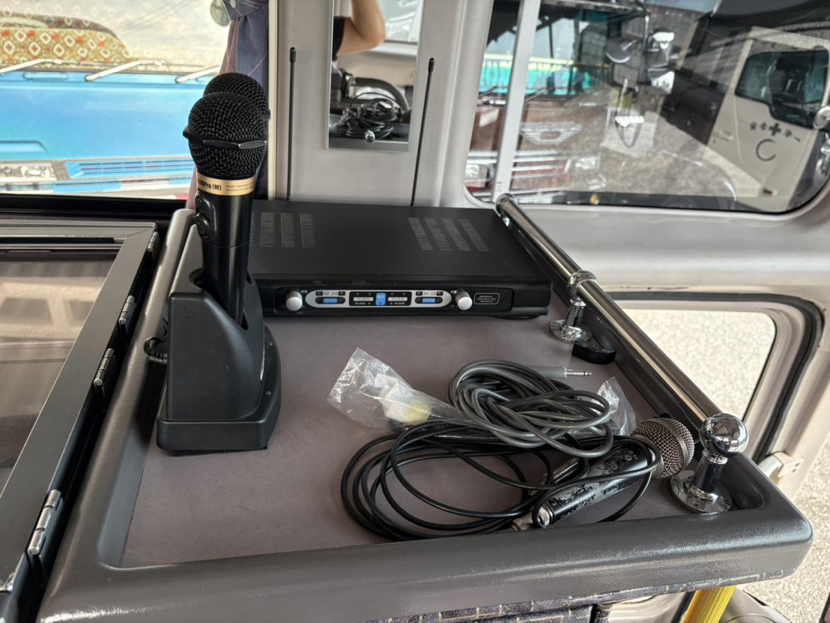 中古バス 三菱ふそう エアロクイーン