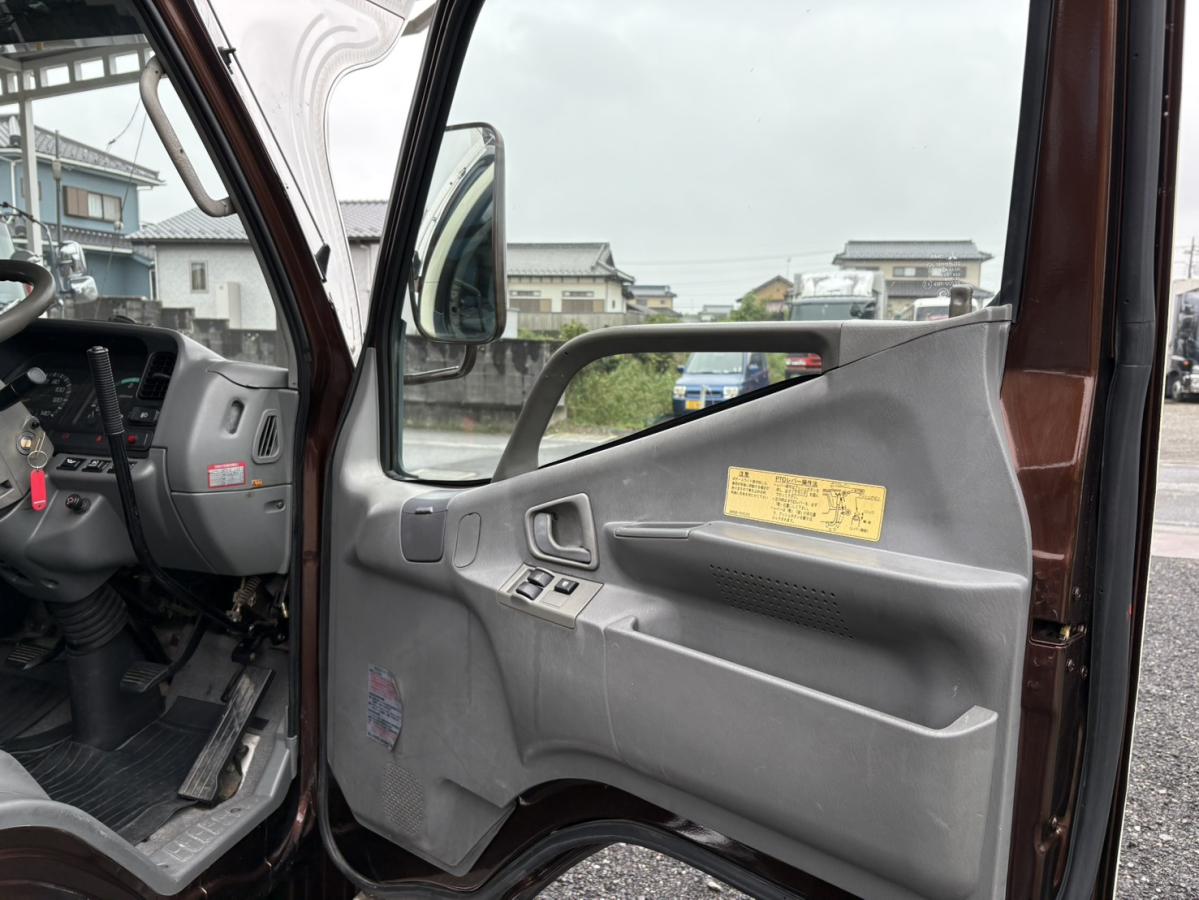 中古キャリアカー(積載車) 三菱ふそう キャンター