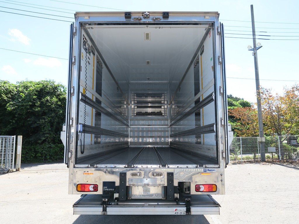 中古冷凍バン UDトラックス クオン /検付 4軸25t 冷凍バン 格納P/G